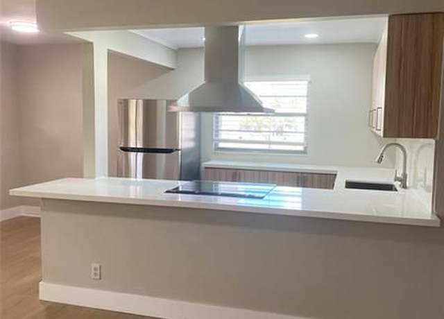 Property at 151 SW 134th Way #205, Pembroke Pines, FL 33027, 2 beds, 1.5 baths