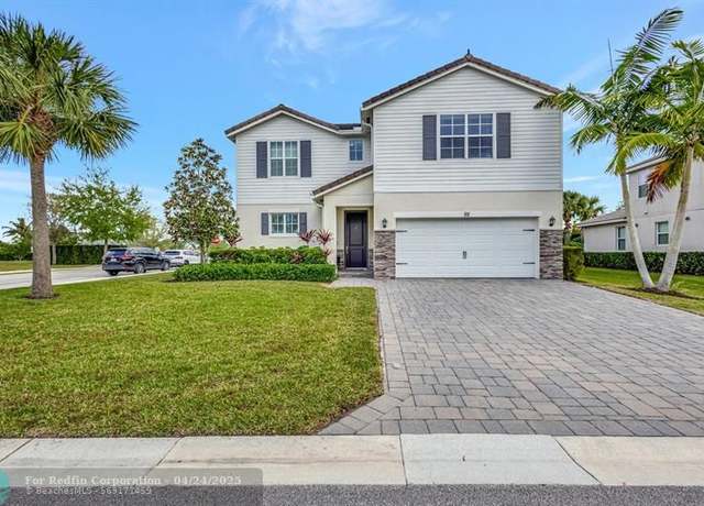 Property at 92 Palmetto Ln, Royal Palm Beach, FL 33411, 4 beds, 2.5 baths