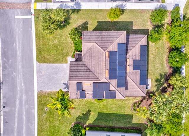 Property at 92 Palmetto Ln, Royal Palm Beach, FL 33411, 4 beds, 2.5 baths