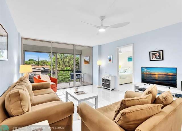 Property at 109 Royal Park Dr Unit 2F, Oakland Park, FL 33309, 2 beds, 2 baths