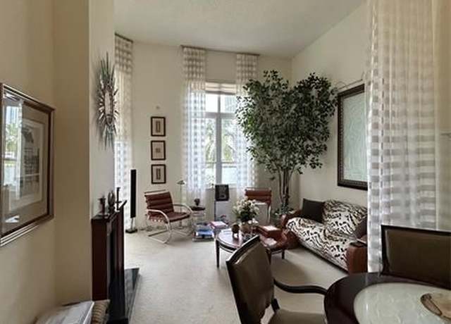 Property at 701 Brickell Key Blvd #301, Miami, FL 33131, 1 bed, 1.5 baths