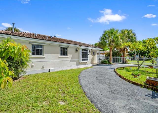 Property at 4331 NW 185 St, Miami Gardens, FL 33055, 3 beds, 2 baths