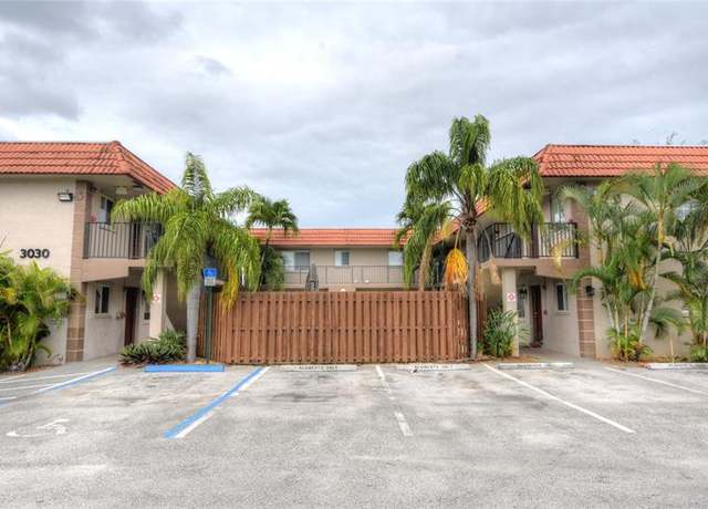 Property at 3030 NE 5th Ter #4, Wilton Manors, FL 33334, 2 beds, 1 bath