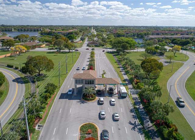 Property at 12600 SW 5th Ct Unit 410 L, Pembroke Pines, FL 33027, 2 beds, 2 baths