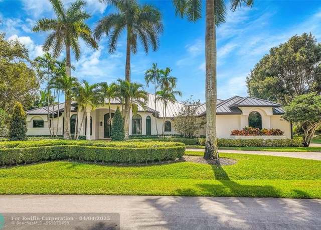 Property at 3600 Paddock Rd, Weston, FL 33331, 5 beds, 6.5 baths
