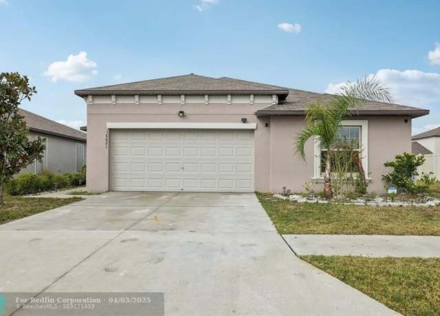 Property at 16621 Sunburst Lake St, Wimauma, FL 33598, 4 beds, 2 baths