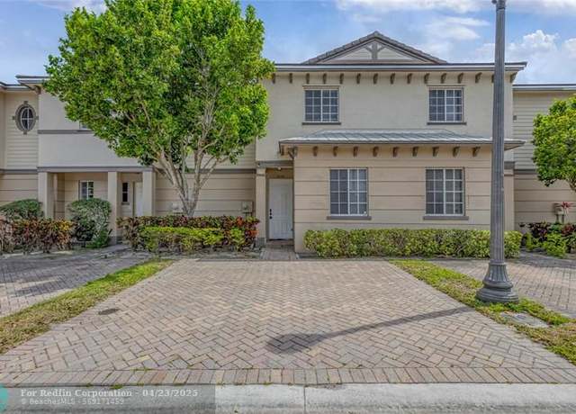Property at 2037 Nassau Dr #2037, Riviera Beach, FL 33404, 3 beds, 3 baths