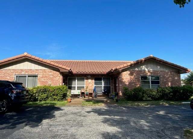 Property at 3720 NW 110th Ave, Coral Springs, FL 33065, 6 beds, 4 baths