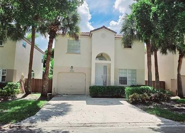 Property at 10980 NW 12th Ct, Plantation, FL 33322, 3 beds, 2.5 baths