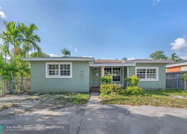 Property at 2538 Rodman St, Hollywood, FL 33020, 3 beds, 1 bath