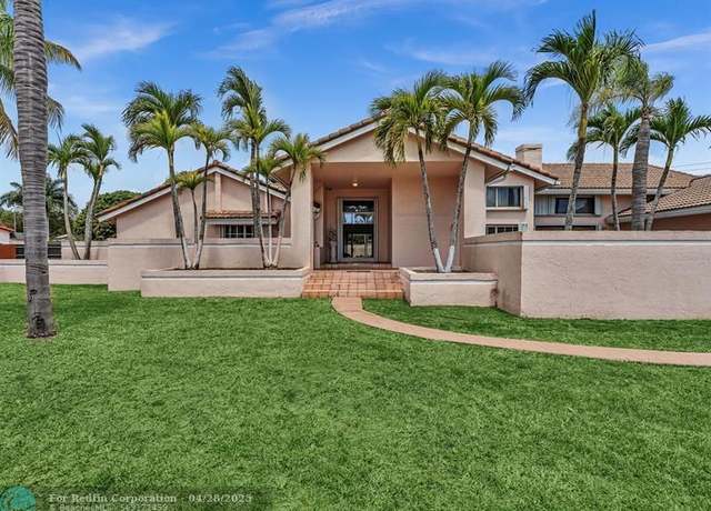 Property at 12841 SW 216th Ter, Miami, FL 33170, 4 beds, 3 baths