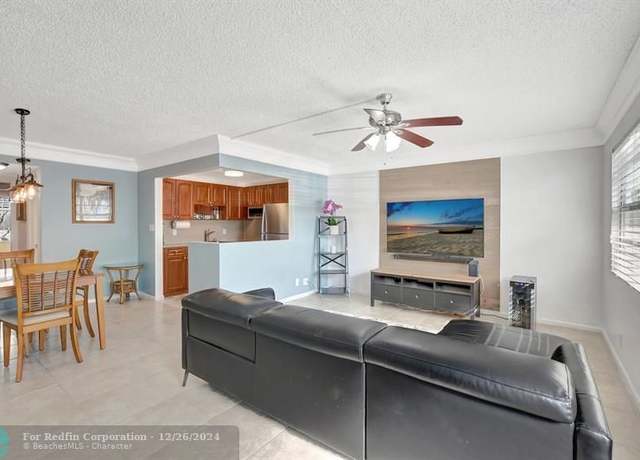 Property at 24 Newport B #24, Deerfield Beach, FL 33442, 1 bed, 1.5 baths