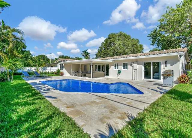Property at 2120 NE 34th Ct, Lighthouse Point, FL 33064, 3 beds, 3 baths