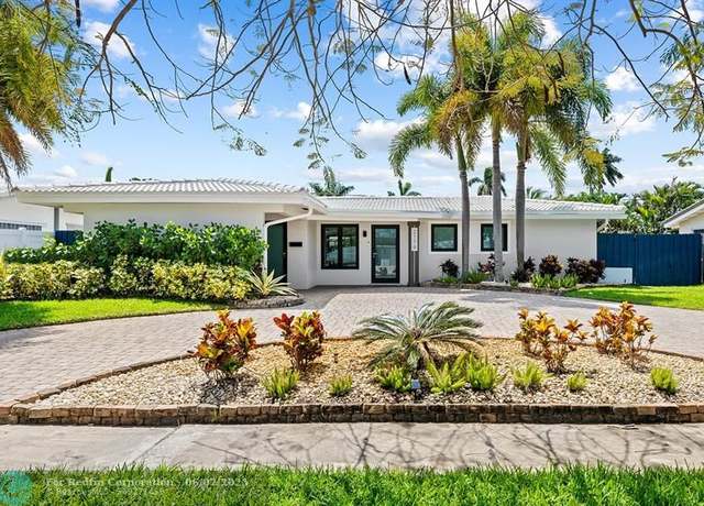 Property at 2176 NE 62nd St, Fort Lauderdale, FL 33308, 2 beds, 2 baths