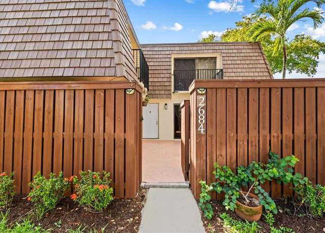 Property at 2684 SW 15th St #2684, Deerfield Beach, FL 33442, 2 beds, 2.5 baths