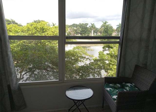 Property at 9020 Sunrise Lakes Blvd #304, Sunrise, FL 33322, 2 beds, 2 baths