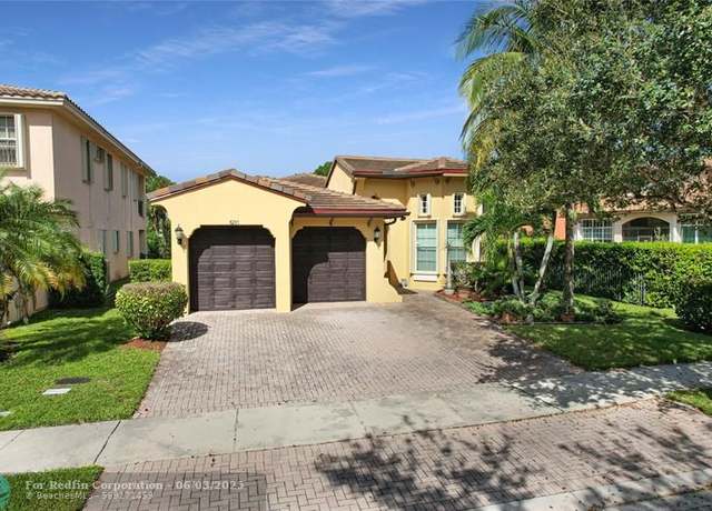 Property at 8285 NW 105th Ln, Parkland, FL 33076, 3 beds, 2.5 baths