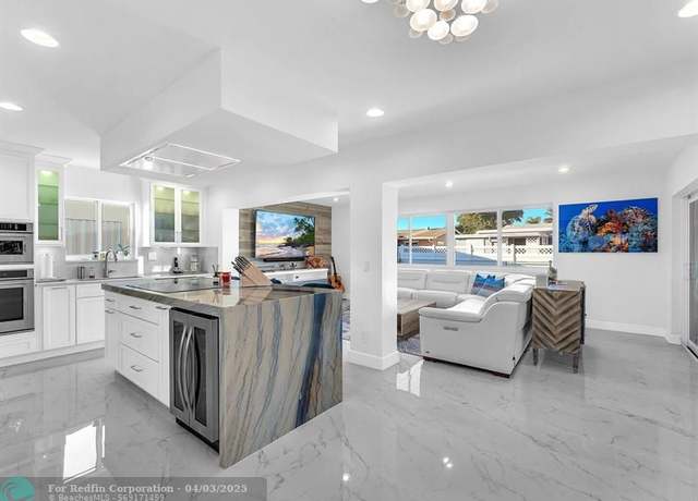 Property at 8711 NW 18th St, Pembroke Pines, FL 33024, 3 beds, 2 baths