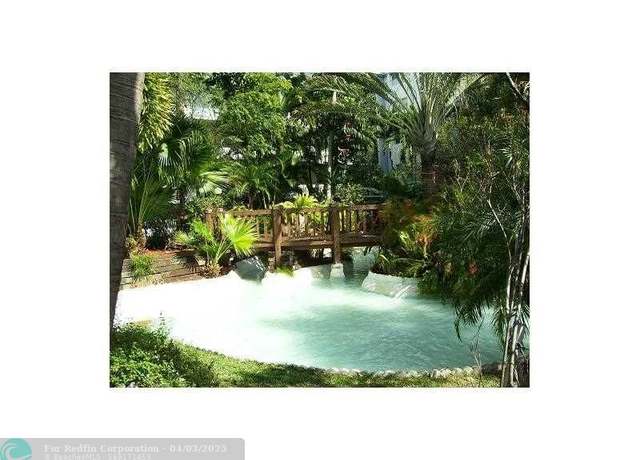 Property at 5321 NE 24th Ter Unit 512A, Fort Lauderdale, FL 33308, 1 bed, 1.5 baths