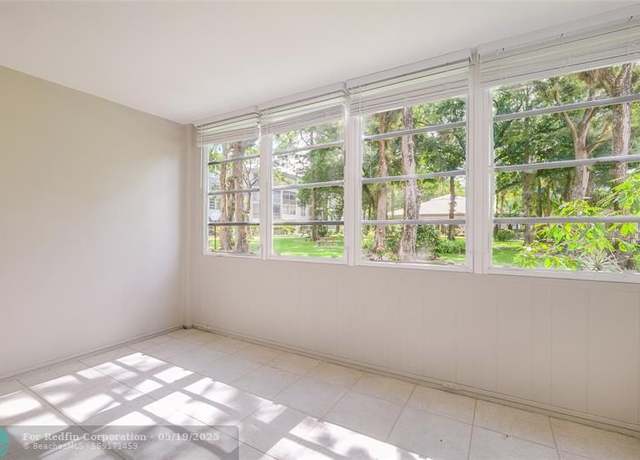 Property at 4898 NW 29th Ct #105, Lauderdale Lakes, FL 33313, 2 beds, 2 baths