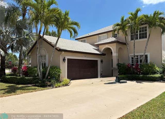 Property at 16604 SW 1st St, Pembroke Pines, FL 33027, 4 beds, 2.5 baths