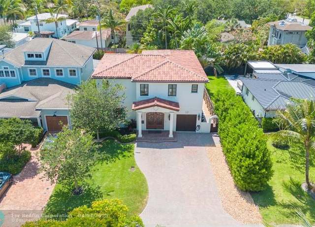 Property at 537 NE 13th Ave, Fort Lauderdale, FL 33301, 3 beds, 3.5 baths