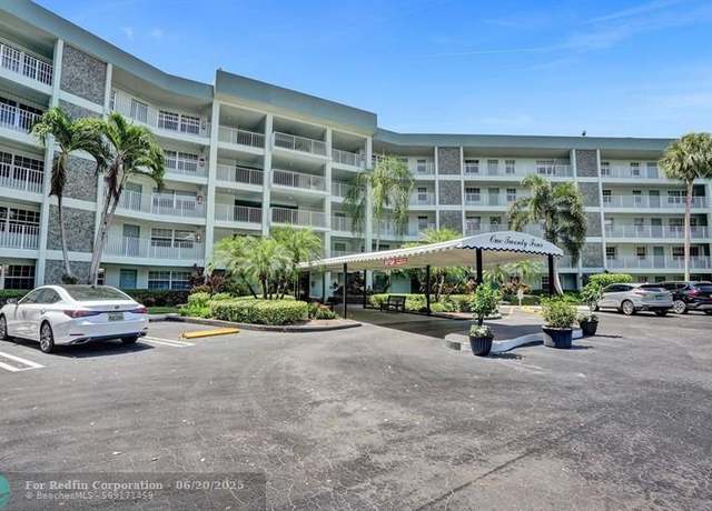 Property at 806 Cypress Grove Ln #412, Pompano Beach, FL 33069, 3 beds, 2 baths