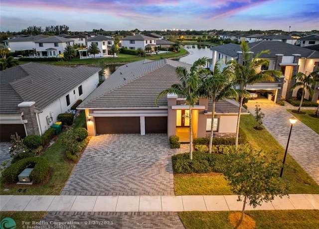 Property at 10490 Mira Vista Dr, Parkland, FL 33076, 5 beds, 4 baths