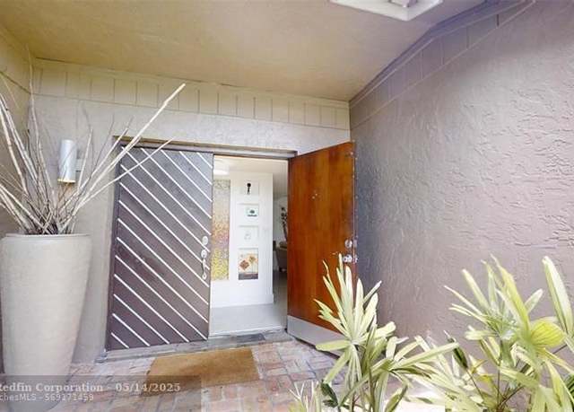 Property at 1348 NW 113th Ter, Coral Springs, FL 33071, 4 beds, 2.5 baths