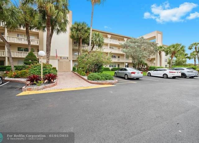 Property at 2905 Victoria Pl #4, Coconut Creek, FL 33066, 2 beds, 2 baths