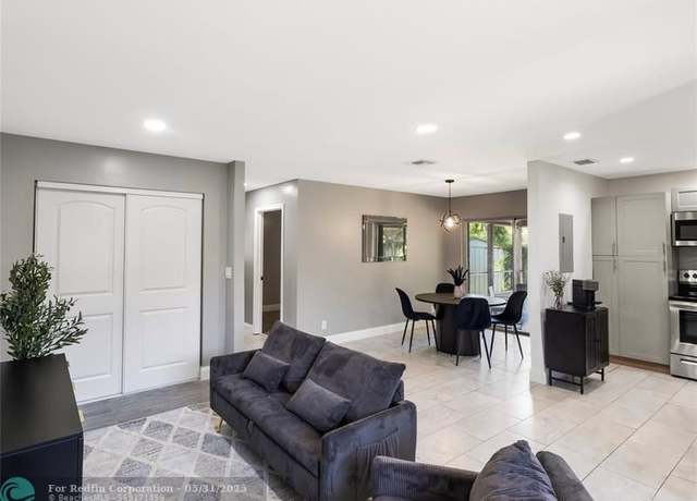 Property at 3200 NW 5th Ter #25, Pompano Beach, FL 33064, 2 beds, 2 baths