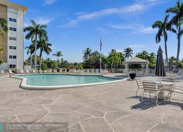 Property at 2990 NE 16th Ave #201, Oakland Park, FL 33334, 2 beds, 1 bath