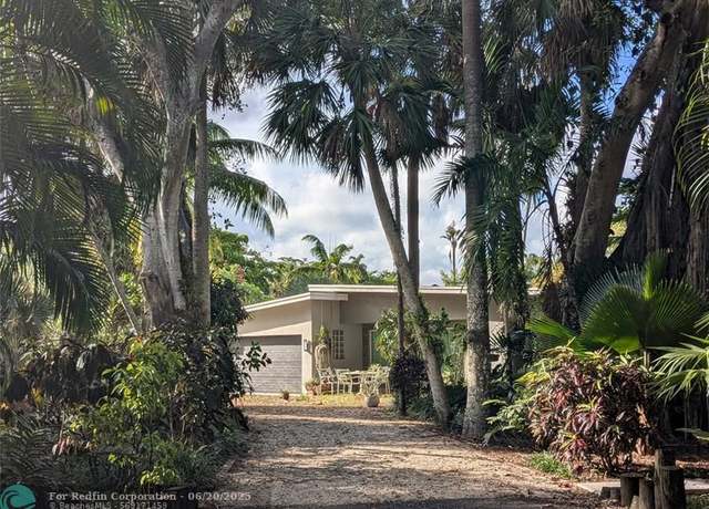 Property at 2180 SW 28 Way, Fort Lauderdale, FL 33312, 4 beds, 3 baths