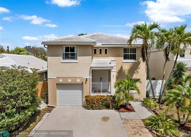 Property at 6611 Fern St, Margate, FL 33063, 3 beds, 2.5 baths