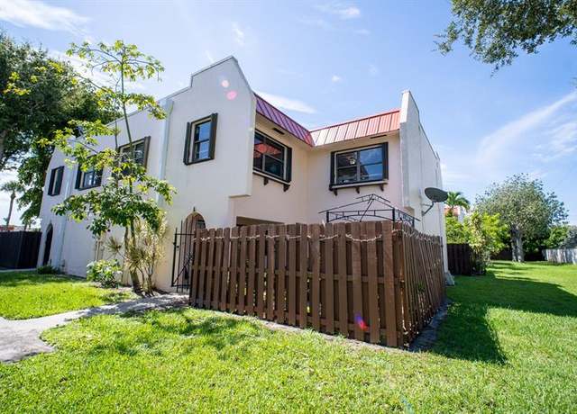 Property at 6363 Seven Springs Blvd Unit A, Green Acres, FL 33463, 3 beds, 2.5 baths