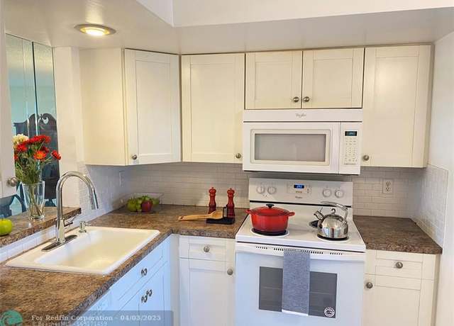 Property at 1550 NW 80th Ave #201, Margate, FL 33063, 2 beds, 2 baths
