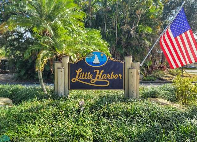 Property at 22 Little Harbor Way, Deerfield Beach, FL 33441, 3 beds, 3 baths