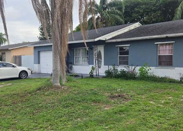 Property at 426 SW 79th Ter, North Lauderdale, FL 33068, 3 beds, 2 baths