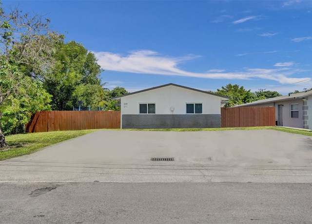 Property at 209 NE 9th St, Pompano Beach, FL 33060, 4 beds, 2 baths