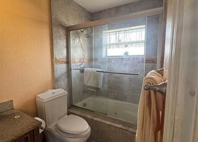 Property at 5121 W Oakland Park Blvd #301, Lauderdale Lakes, FL 33313, 2 beds, 2 baths