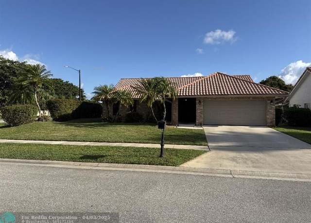 Property at 10081 Canoe Brook Cir, Boca Raton, FL 33498, 3 beds, 2 baths