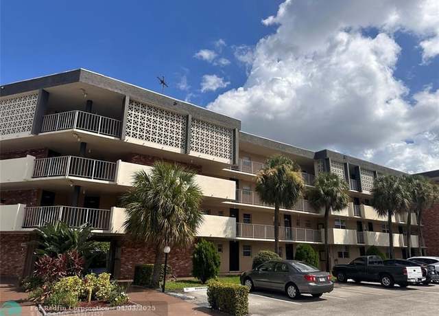 Property at 3051 NW 46th Ave #306, Lauderdale Lakes, FL 33313, 1 bed, 1.5 baths