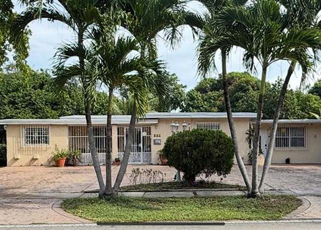 Property at 641 NE 140th St, North Miami, FL 33161, 5 beds, 3 baths