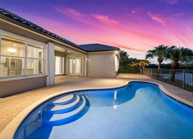 Property at 7098 NW 111th Ter, Parkland, FL 33076, 4 beds, 3 baths
