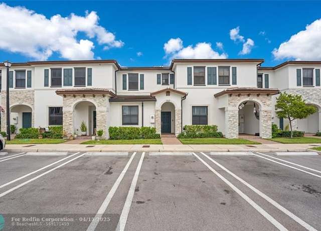 Property at 10019 SW 228 Ter #10019, Miami, FL 33190, 3 beds, 3 baths