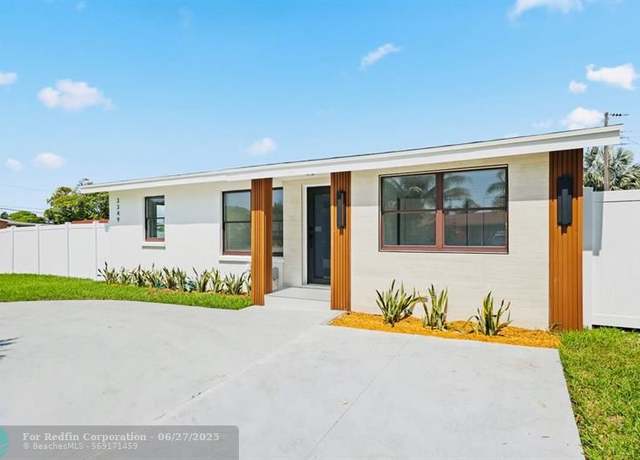 Property at 3349 El Vedado Ct, West Palm Beach, FL 33405, 4 beds, 2 baths