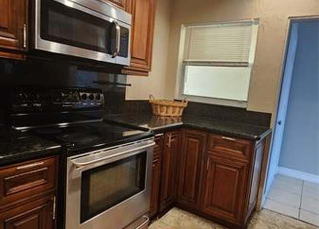 Property at 2008 S Jackson St Unit C7, Hollywood, FL 33020, 2 beds, 2 baths
