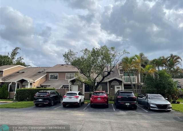 Property at 7117 Sportsmans Dr #7117, North Lauderdale, FL 33068, 3 beds, 2 baths