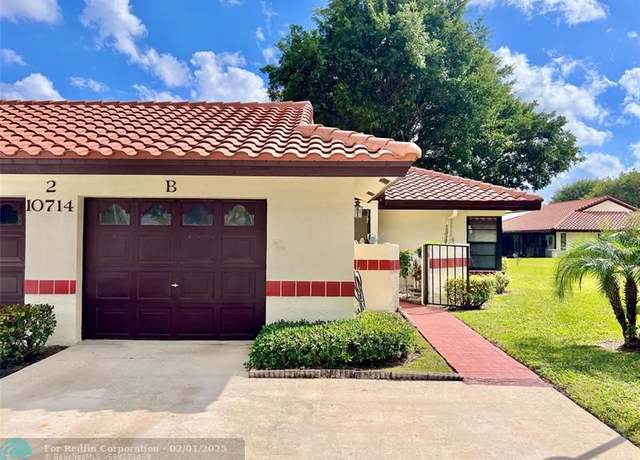 Property at 10714 Beach Palm Ct Unit B, Boynton Beach, FL 33437, 2 beds, 2 baths