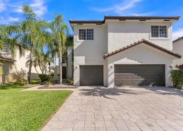 Property at 2028 SW 176th Ter, Miramar, FL 33029, 5 beds, 3.5 baths